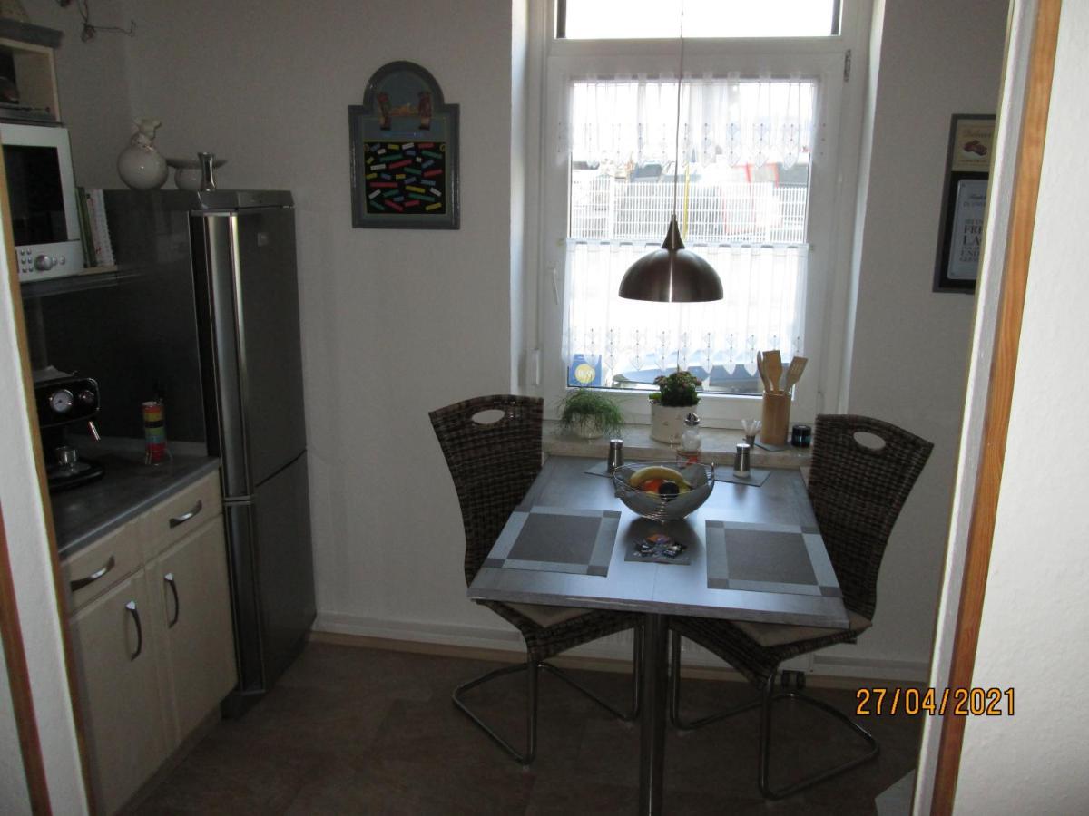 Zentrale-Ruhige Ferienwohnung Reichenbach im Vogtland Exteriör bild