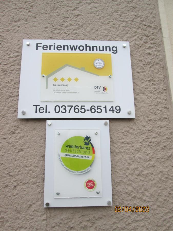 Zentrale-Ruhige Ferienwohnung Reichenbach im Vogtland Exteriör bild
