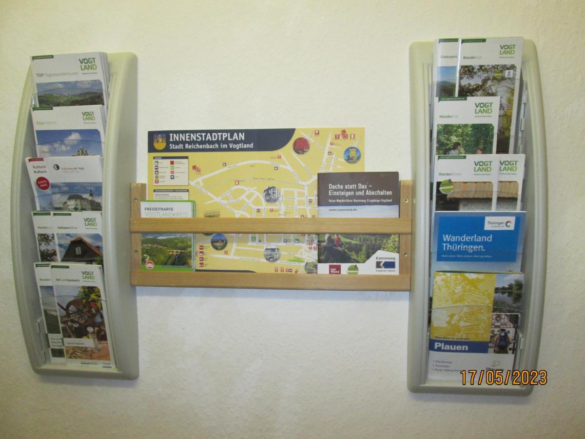 Zentrale-Ruhige Ferienwohnung Reichenbach im Vogtland Exteriör bild